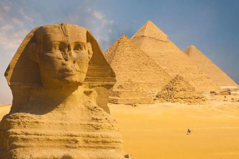 Unbelievable Mysteries And Discoveries Surrounding the Egyptian Pyramids